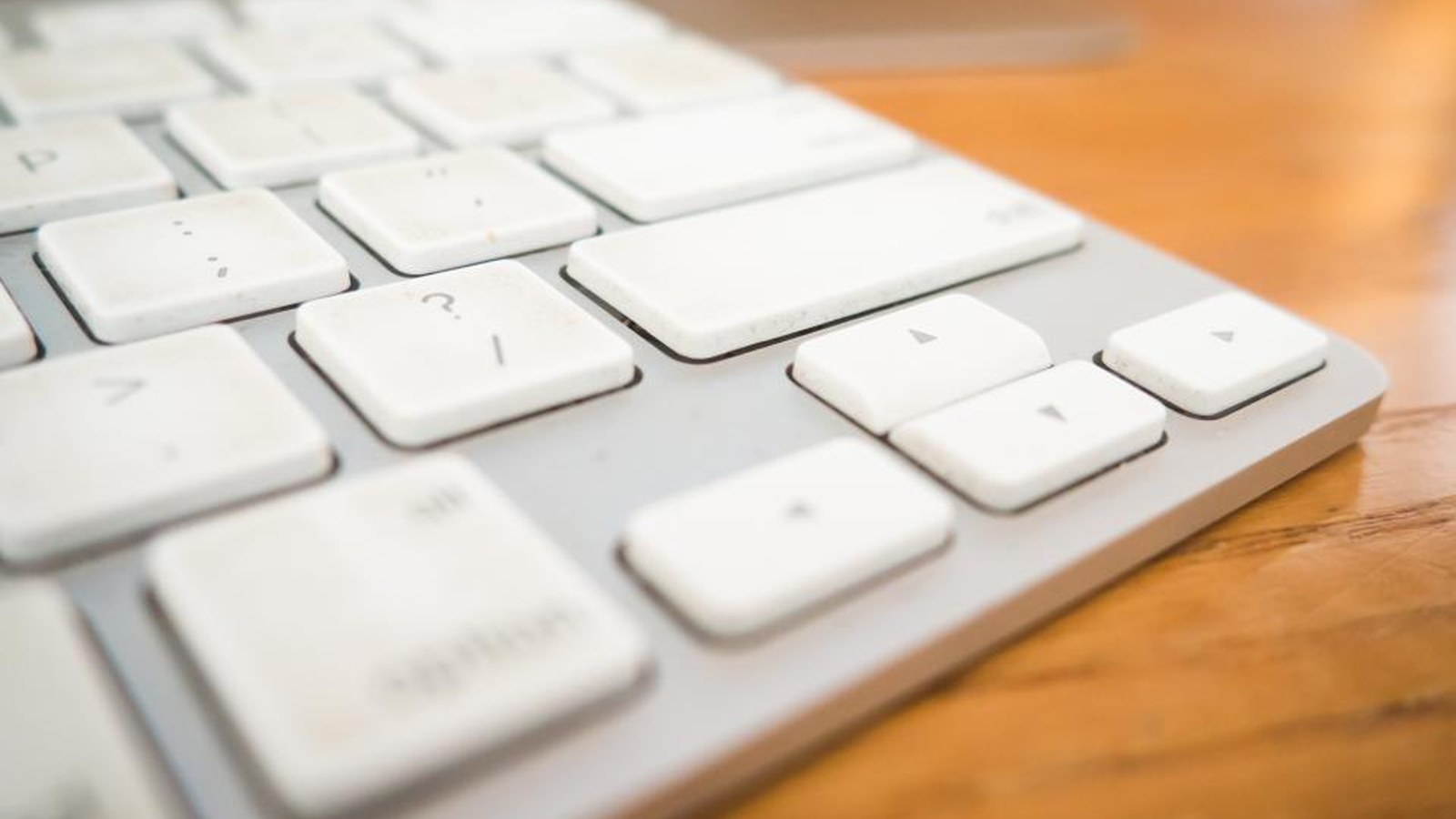 Quiet Mechanical Keyboard for Office Use: What Buyers Need Before Choosing