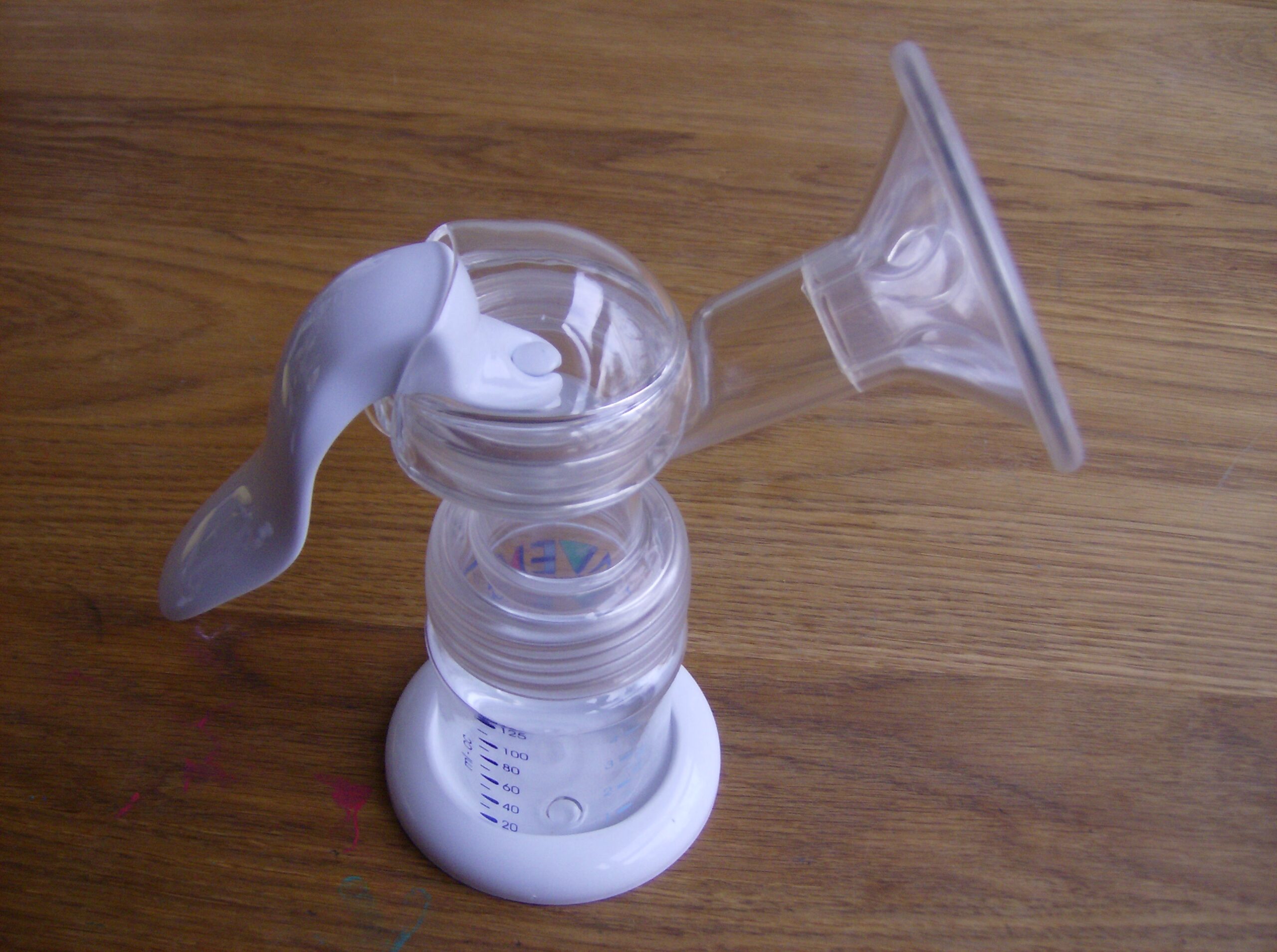 Wearable Breast Pump vs Portable Electric Pump: Which Is Better for Work?