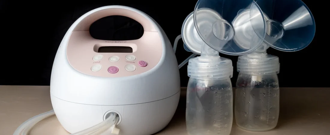 Manual Breast Pump vs Electric Pump: Which Makes a Better Backup?