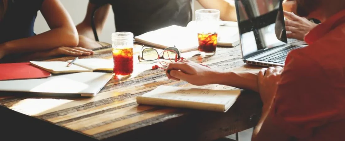AI Meeting Note Taker Buying Guide: Privacy, Accuracy, Search, and Consent