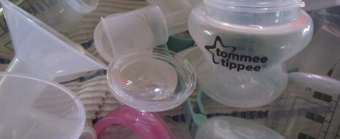 How to Clean a Breast Pump: Parts, Drying, and Milk-Safety Routine