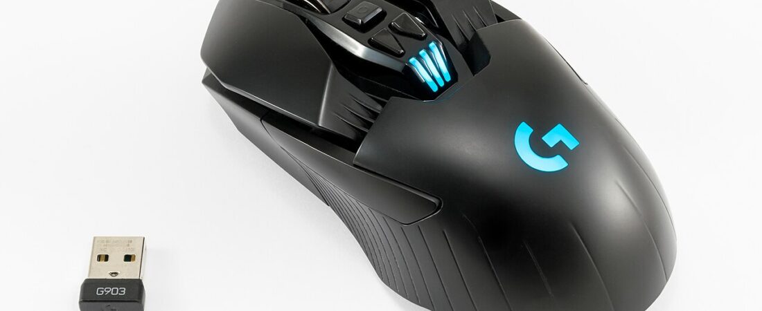 Gaming Mouse Shape Guide for Large Hands: Grip, Width, and Weight