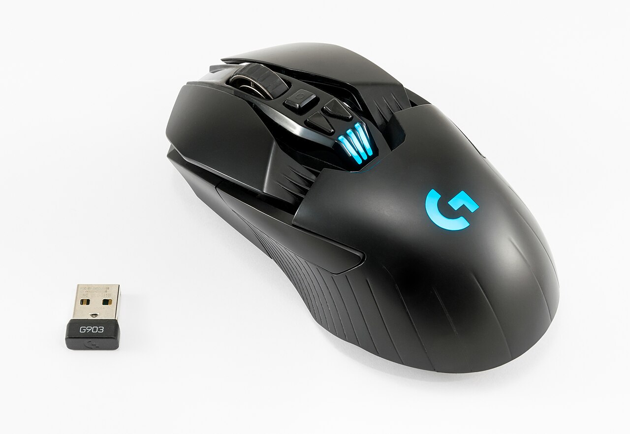 Gaming Mouse Shape Guide for Large Hands: Grip, Width, and Weight