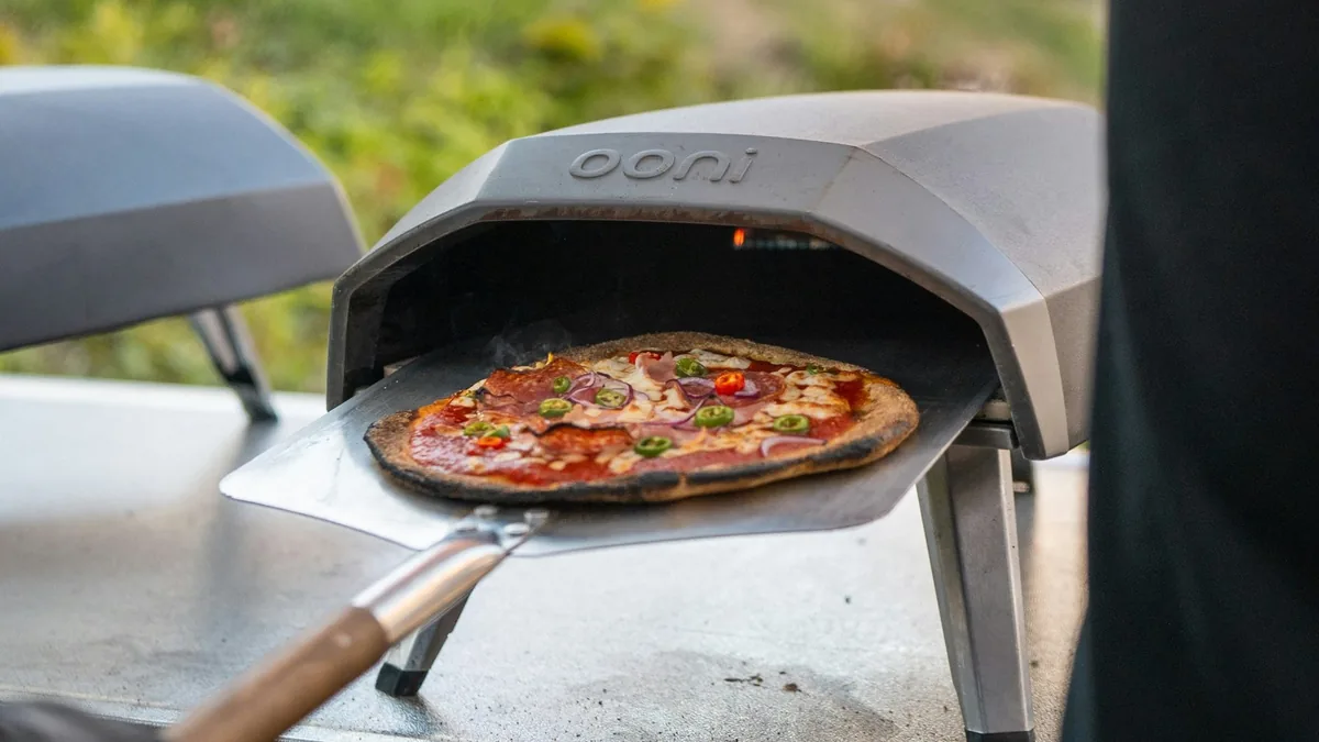 Is the Ooni Koda 16 Worth It in 2026? Heat Control, Pizza Styles, and Gozney Alternatives